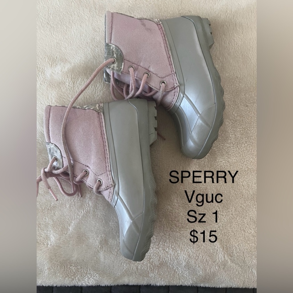 Sperry snow boots